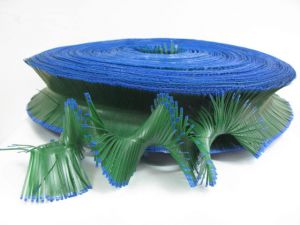Мишура зеленая с синими краями ― Крокус